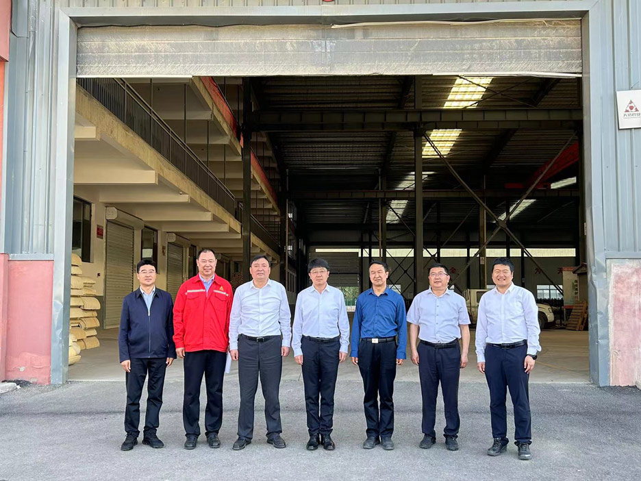 1715152655520478.jpg 9f7ce9c6939d48e570fd09973bb549b.jpg